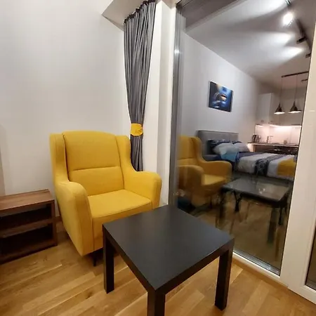 Apartamento Box Skopie