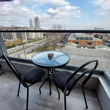 Apartament Box *